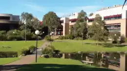 Universität Wollongong 