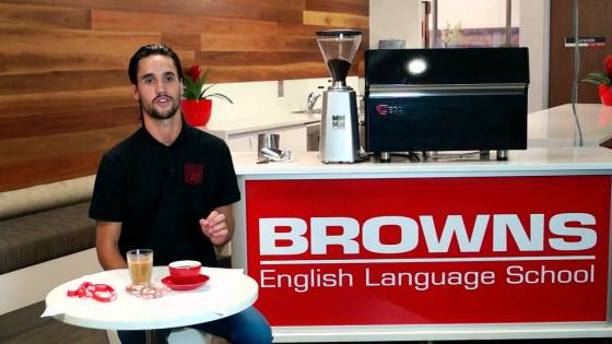 Barista@BROWNS Testimonial – Victor aus Frankreich (Englisch)