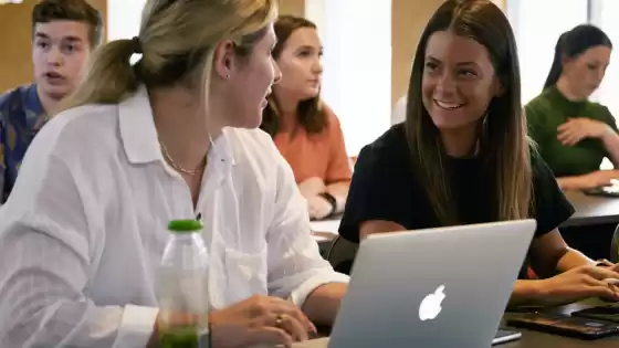 Aprendizagem multimodal na Bond