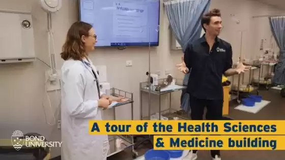 Um passeio pelo prédio de Ciências da Saúde e Medicina