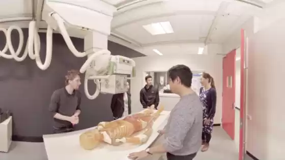 Il tuo tour virtuale di Monash Medicine, Nursing and Health Sciences