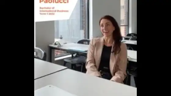 Lernen Sie Michela kennen – unsere internationale BWL-Studentin und Unternehmerin